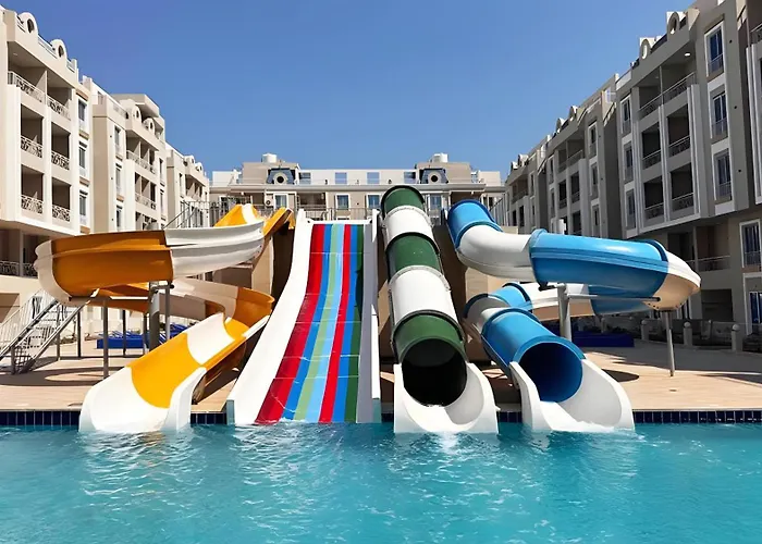 Apartment Hub 2br Pool View & Aqua Park *